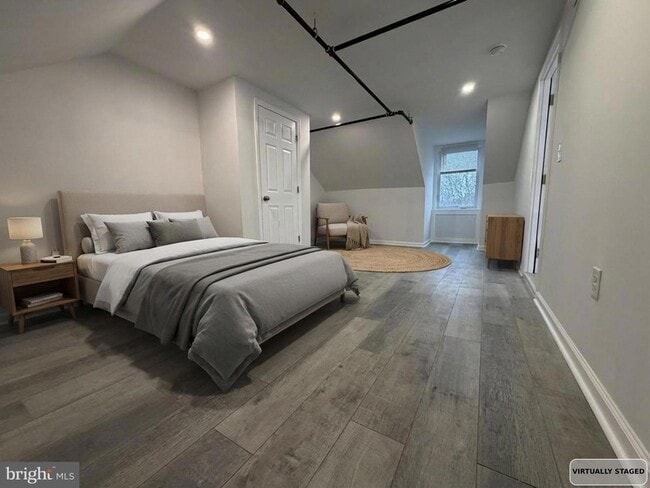 Building Photo - 45 E High St