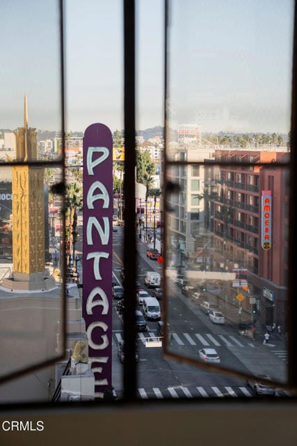 Building Photo - 6253 Hollywood Blvd