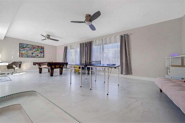 Building Photo - 241 Oceanic Ave