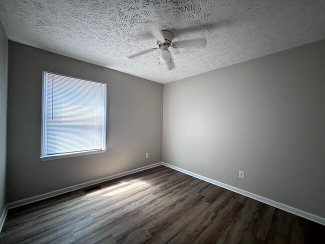 Building Photo - 2508 Lull Water Dr