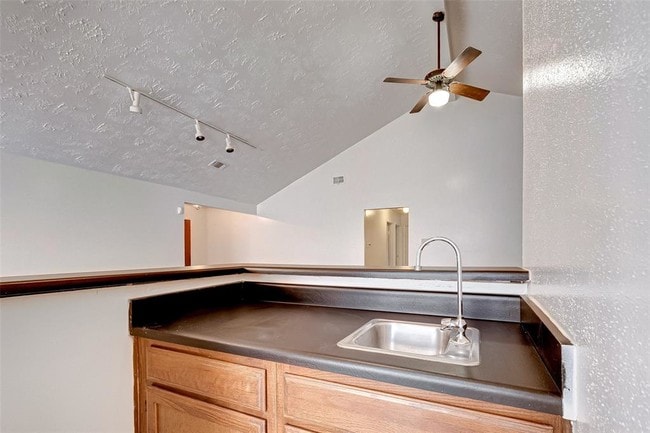 Building Photo - 14719 Wind Cave Ln