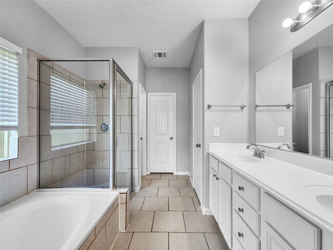 Building Photo - 15126 Sequoia Meadow Ct