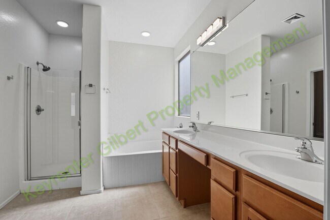 Building Photo - Beautiful 5 bed / 3 bath Home in the San Tan Heights Community of San Tan Valley