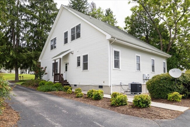 Building Photo - 50% Off First Month! Spacious 3BR Townhome...