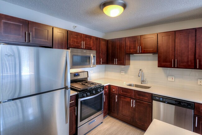 Building Photo - 530 N State St