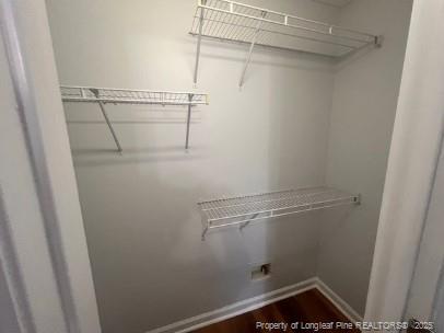Building Photo - 513 Meadowland Ct