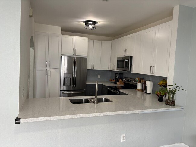 Building Photo - 15541 SW 40th St