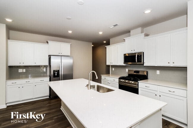 Building Photo - 152 Olive Tea Ln