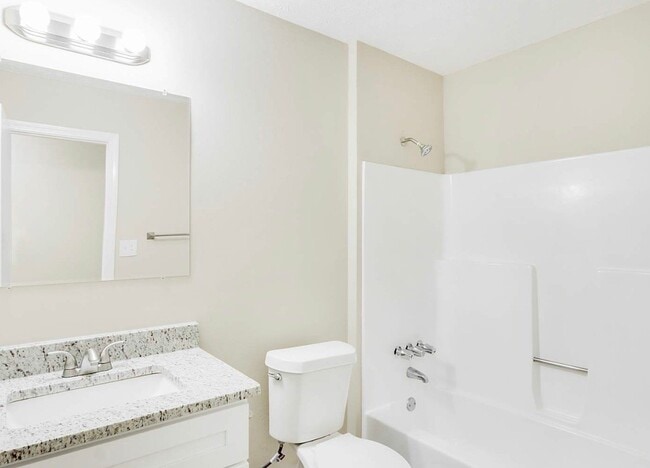 Building Photo - 65 Salem Meadow Dr