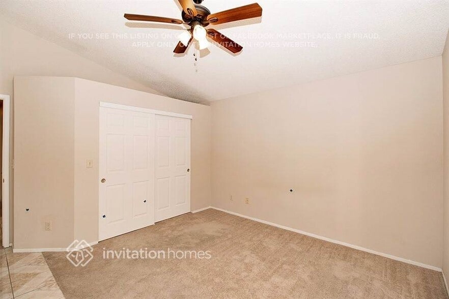 Building Photo - 6256 Small Point Dr