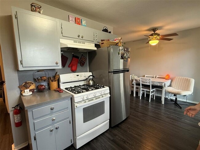 Building Photo - 816 Ramble Ln