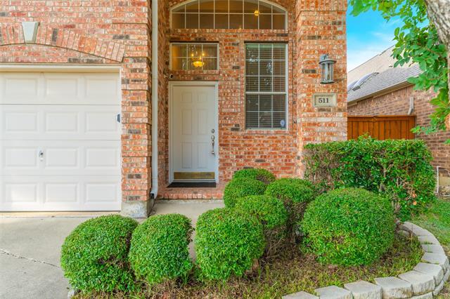 Building Photo - 511 Poplar Ln