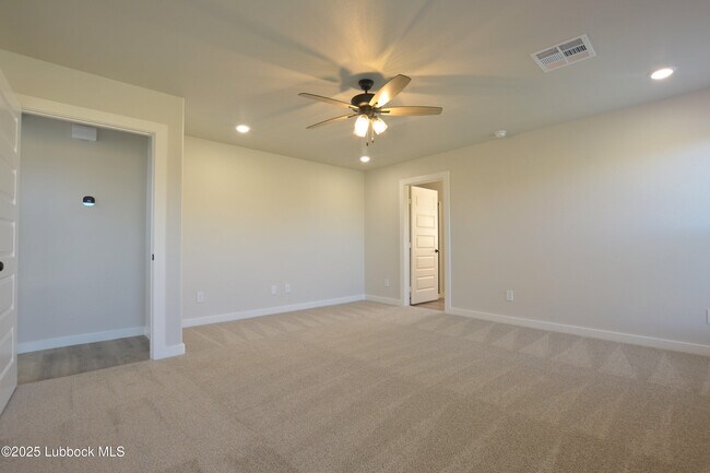 Building Photo - 10502 Abbeville Ave