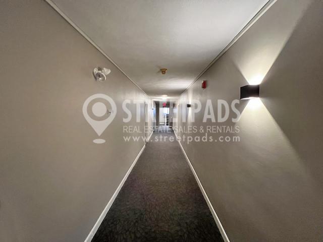 Building Photo - 2 bedroom in Boston MA 02130