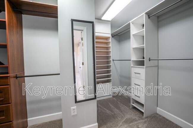 Building Photo - 13568 Heritage Farms Dr