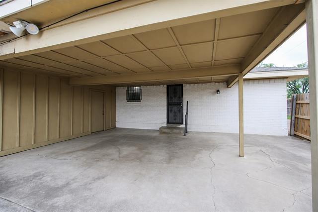 Building Photo - 5301 Wooten Dr