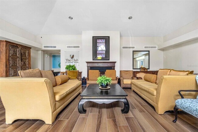 Building Photo - 2002 Blue Hawk Ct