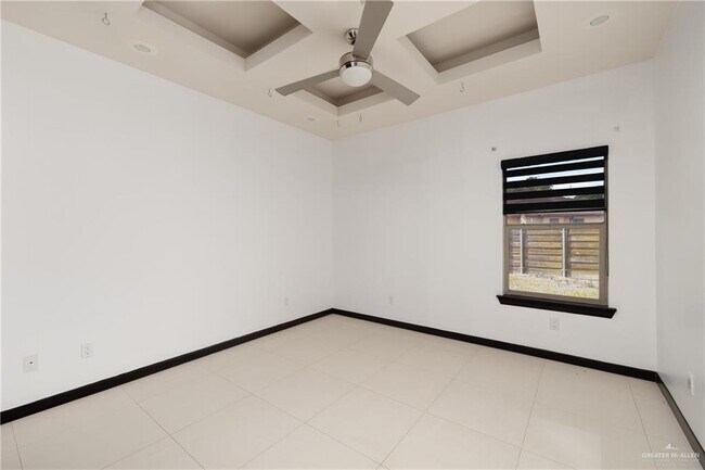 Building Photo - 16 N 47th St