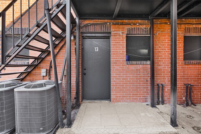 Building Photo - 5014 Jefferson St