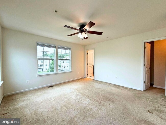 Building Photo - 43551 Wild Iris St