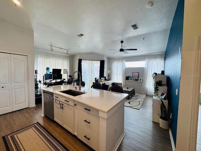 Building Photo - 2513 Maitland Crossing Way