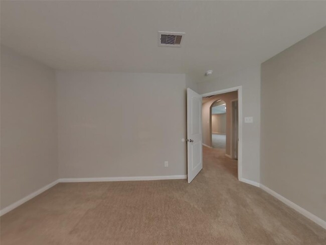 Building Photo - 23091 Bellini Dr