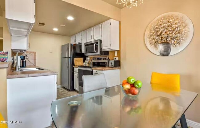 Building Photo - 17014 E Calle Del Oro