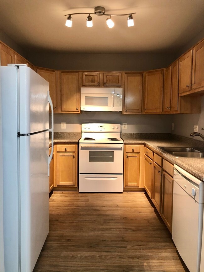 Building Photo - 2729 Gallows Rd