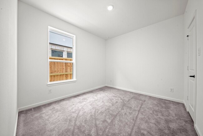Building Photo - 21643 Lampeter River Ln