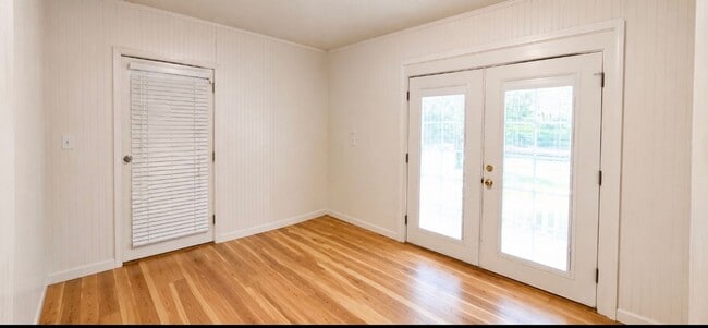 Building Photo - 14300 Dandee Hill Rd