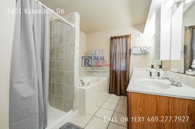 Building Photo - 3401 Kenwood Dr