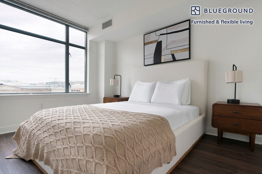 Building Photo - 444 8th St NW