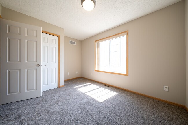 Building Photo - 6642 Pine Crest Trail S