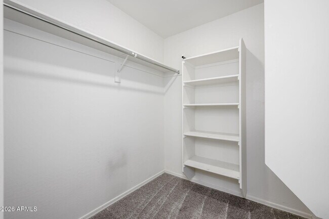 Building Photo - 25854 W Valley View Dr