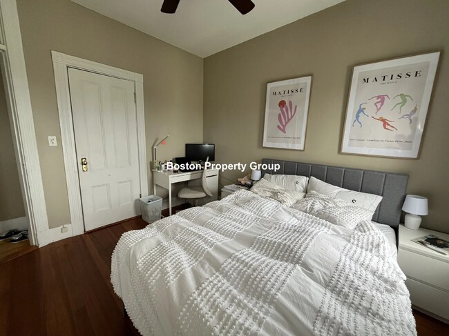 Building Photo - 85 Easton St