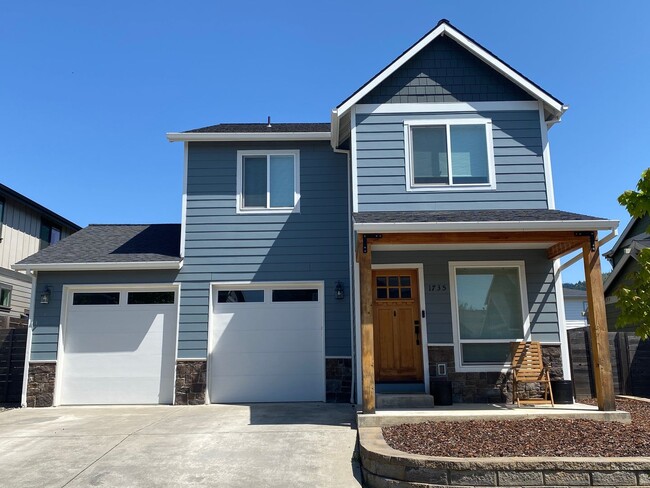 Primary Photo - Application Pending - 4 Bedroom Home for R...