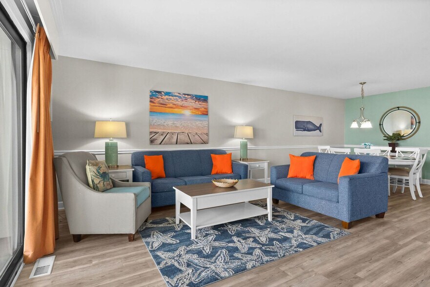 Building Photo - 2805B N Ocean Blvd