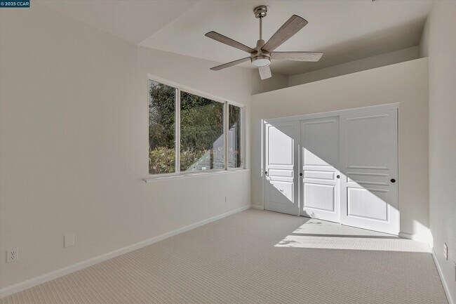 Building Photo - 4719 Golden Bear Dr