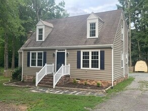 Building Photo - 2525 Lauderdale Dr