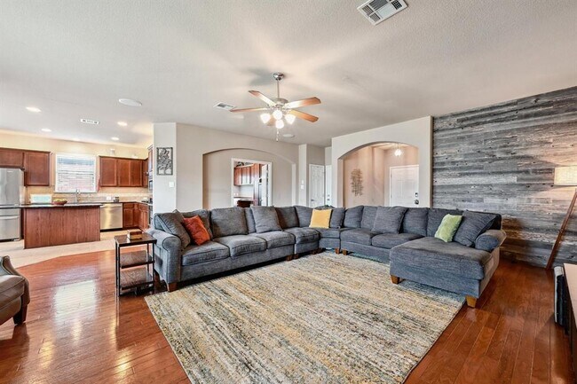 Building Photo - 138 Tranquility Mountain