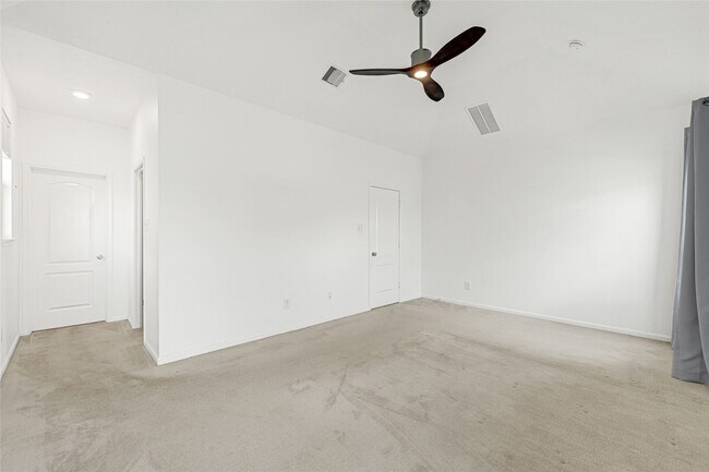 Building Photo - 25514 Ramsey Heights Way