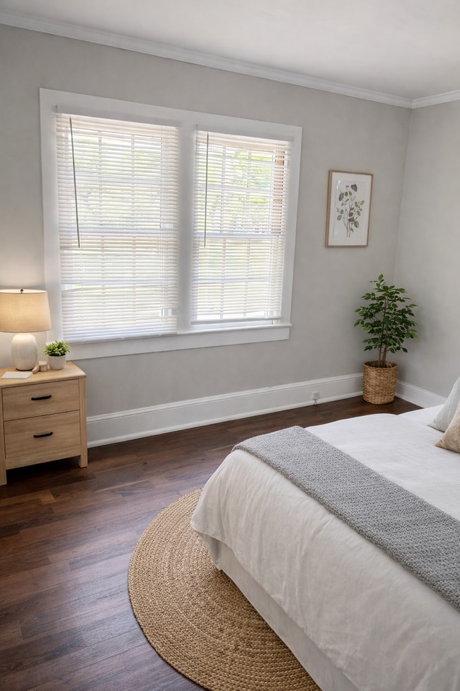 Building Photo - 3709 Flamingo Dr