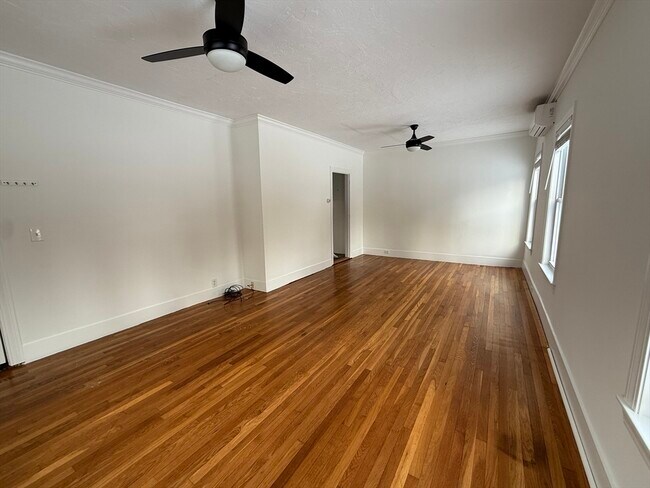 Building Photo - 57 Preston St