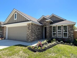 Building Photo - 3/2/2  in the beautiful  gated community of Point Aquarius WISD