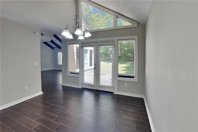 Building Photo - 3352 Ethan Dr