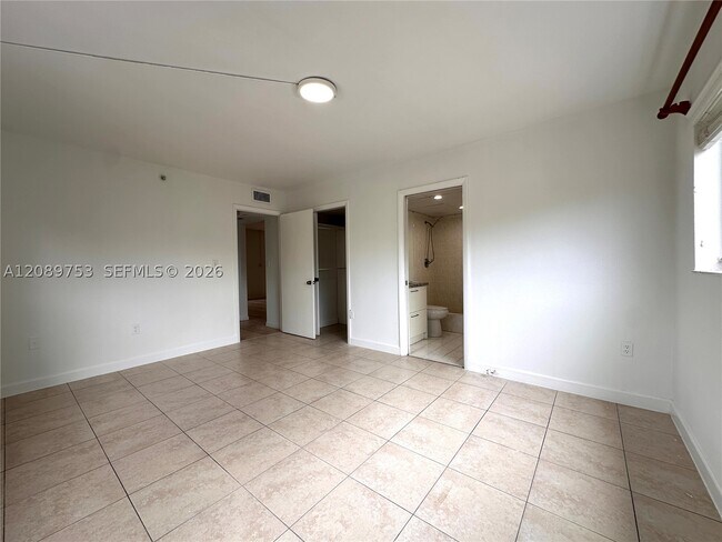 Building Photo - 8700 SW 133rd Ave