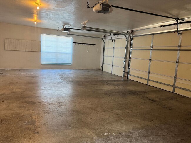 Building Photo - 20 Havenshire Cir