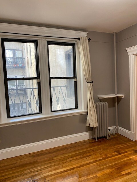 Building Photo - 71 Park St