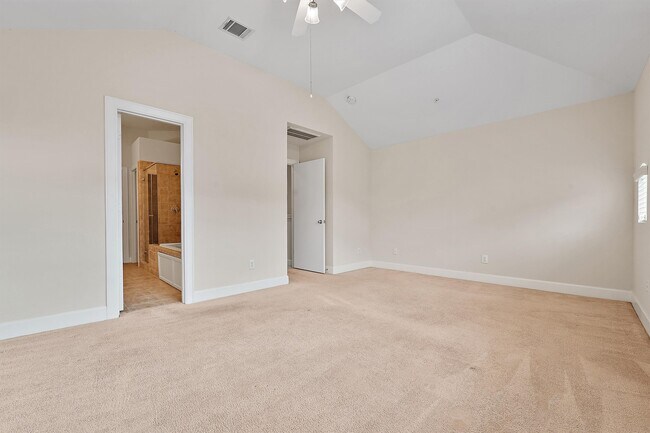 Building Photo - 2710 Hullsmith Dr