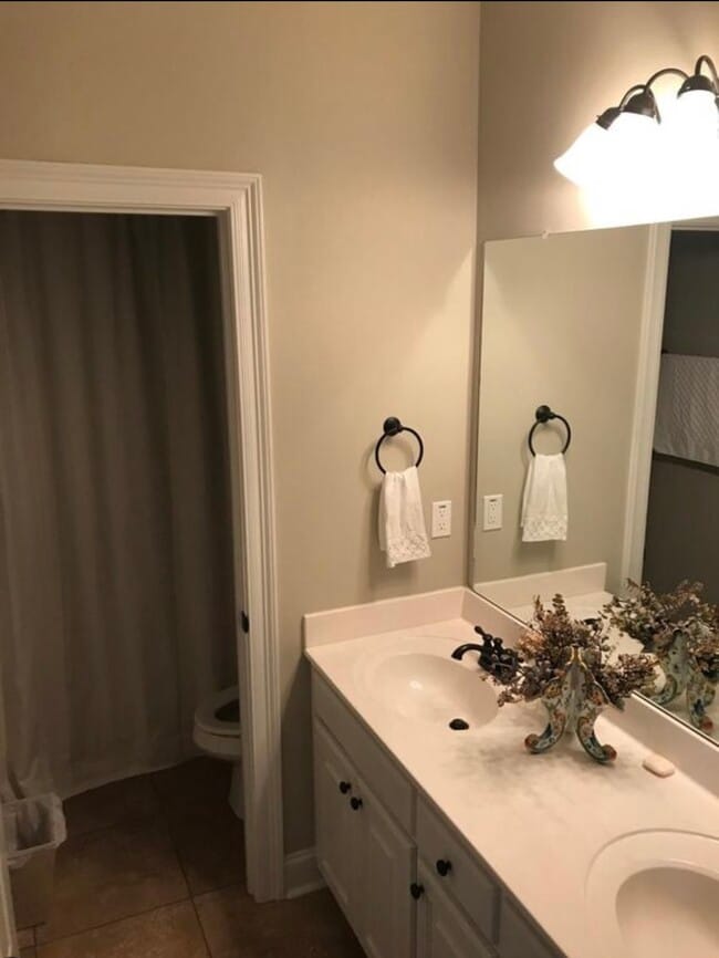 Building Photo - 14321 Villa Grove Dr